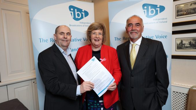 Senator-Maria-Byrne-Live-95s-Station-Director-Joe-Nash-and-Scott-Williams-Group-Content-Director-of-Wireless-Ireland-at-the-recent-Independent-Broadcasters-of-Ireland-information-event-scaled.jpeg
