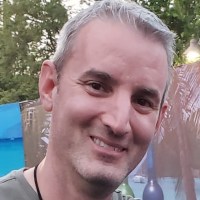 chrishuff-200x200.jpg