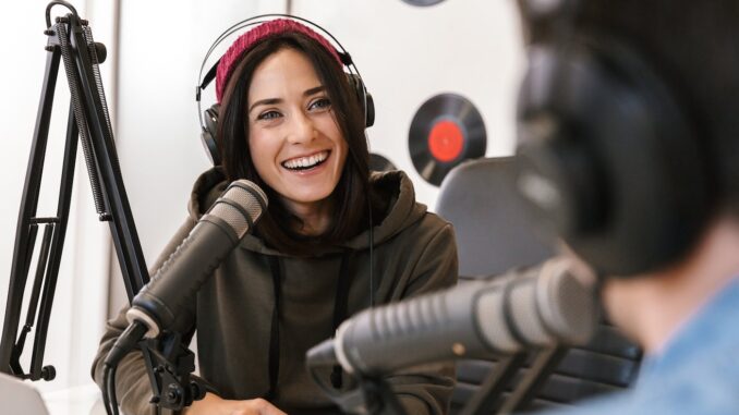 shutterstock_talk-radio1445266646.jpg